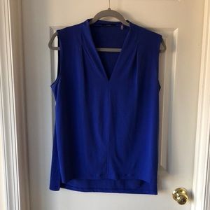 Tahari blue tank